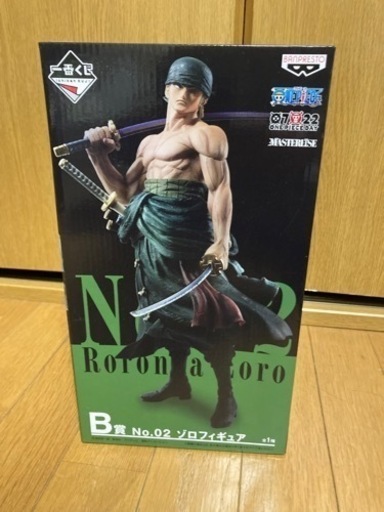 ワンピース　ゾロ　フィギュア