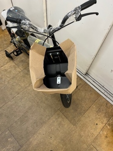 N182☆未使用品☆16インチ子供自転車☆防犯登録料込