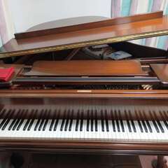 ヤマハ　グランドピアノ　C2チッペンデール　希少機種