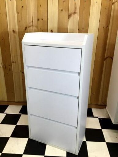 小型でスペース取らず!!　4段収納ボックス　40×22×80　ホワイト　家具　小型