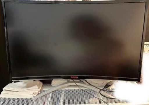 印象のデザイン AOC AGON モニター AG322FCX 31.5インチ/144Hz 周辺