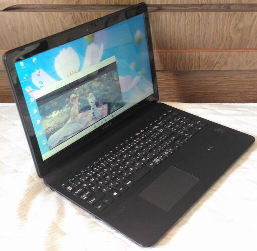 Windows11 SSD ブルートゥース搭載 薄型 ソニーノートパソコン BlueLED