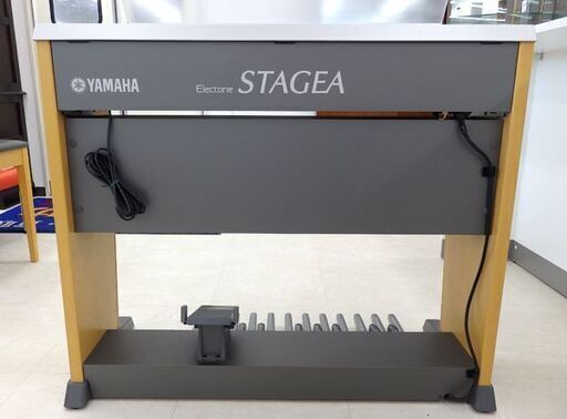 千歳市/恵庭市 近郊配送/引取限定 YAMAHA/ヤマハ エレクトーン