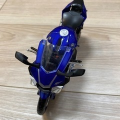 ヤマハR1 バイクのおもちゃ　青