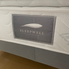 ダブルベッド(使用頻度はかなり少ないです！) お得です！