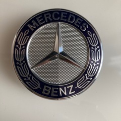 新品　Mercedes-Benz エンブレム