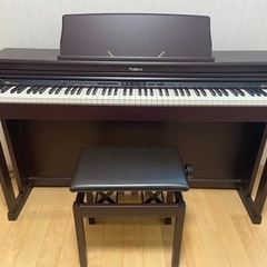 電子ピアノ　Roland ローランド　HP205