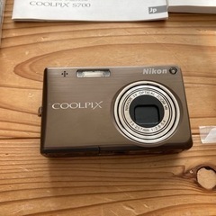 Nikon ニコン COOLPIX S700 デジタルコンパクト...