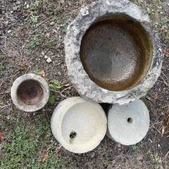 石臼　臼　水鉢　石材　石　昭和　レトロ