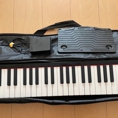 折りたたみ式デジタルピアノ