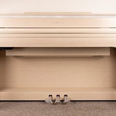 ’19年製ヤマハ_クラビノーバ【CLP-675WA】木製88鍵盤電子ピアノ「グランドタッチ鍵盤」新品時希望小売価格：316,800 円（税込）