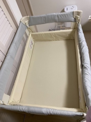 美品】アップリカ ココネルエアーAB 偉 ホワイトグレー 