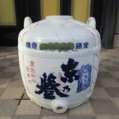 2.酒樽 酒瓶 アンティーク 陶器 オブジェ 高さ35㎝ 幅34㎝