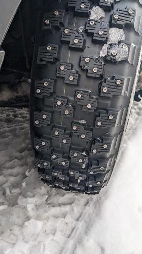 mt14.フルピンスパイクタイヤ、ホイール付4本 mt14.フルピンスパイクタイヤ、ホイール付4本