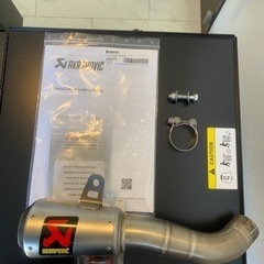 ✨超美品✨AKRAPOVIC アクラポビッチ スリップオンマフラ...