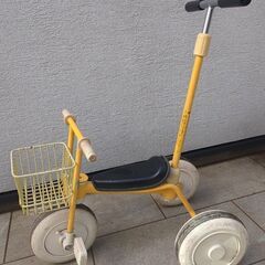 三輪車　無印良品　舵取り棒付き　黄色　こども　幼児　　