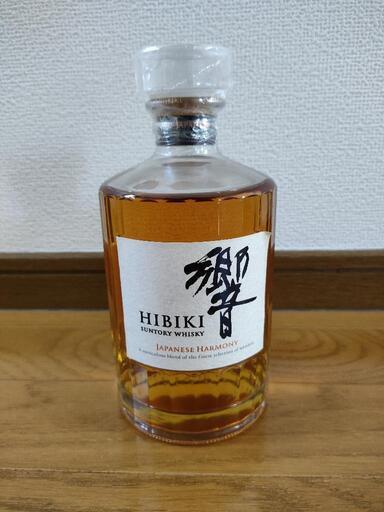 ウイスキー　サントリー　SUNTORY　響　HIBIKI　700ml 新品　酒