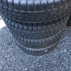 トヨタ　トラック　ダイナ　スタッドレスタイヤ　6本