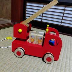 消防車　木製おもちゃ