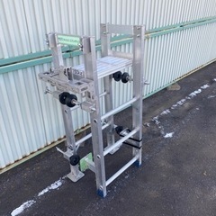 高所作業車 昇降機