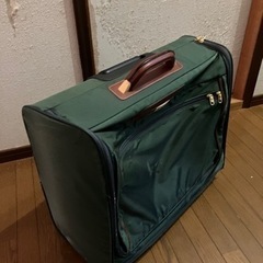 トラベルスーツケース（布製）