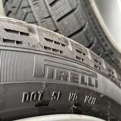 アウディ スタッドレスタイヤ 245/40 R18