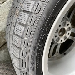 アウディ スタッドレスタイヤ 245/40 R18