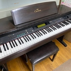クラビノーバ(電子ピアノ)