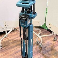 苫小牧バナナ】makita/マキタ 18V/14.4V 充電式タワーライト スポット