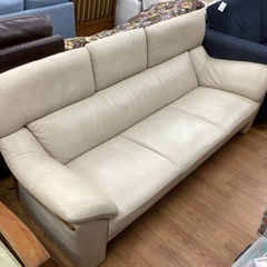 karimoku(カリモク)の3人掛けソファー売ります！ - 家具 