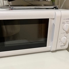 電子レンジを安価で差し上げます。