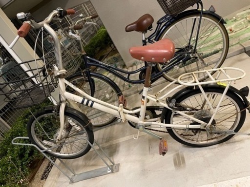 D49 ☆9000円☆ 折りたたみ中古自転車【20インチ ブラウン 】