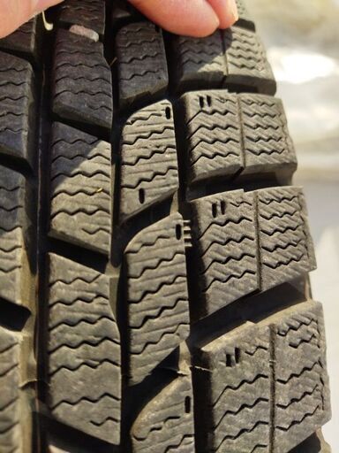 GOOD TEAR ICENAV6スタッドレスタイヤホイールセットナット同梱 スタッドレスタイヤ グッドイヤーICE NAVI6 アルミホイール