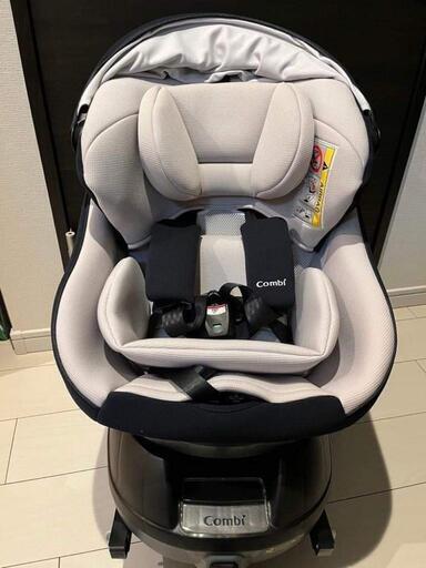 combi コンビ チャイルドシート 新品