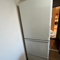 冷蔵庫　350L シャープ　プラズマ　両開ドア　自動製氷器付き