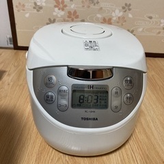 炊飯器　TOSHIBA RC-10HK(W)