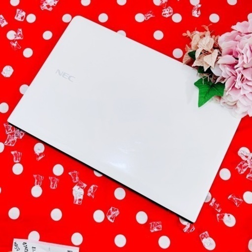 A-18初心者歓迎/光沢ツヤツヤ/サクサク/白くて可愛いパソコン