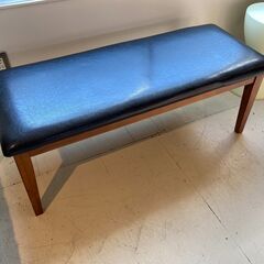 宇都宮でオシャレな家具を探すなら『オトワリバース！』ベンチ 椅子 スツール ブラック 中古品