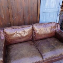 HALO(ハロ)×Journal standard Furniture(ジャーナルスタンダードファニチャー)の本革 2人掛けソファ「アイメッシュ IMESH」。ヴィンテージ感たっぷりのラブソファ♪DA107