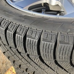 保管状況良好美品！スタッドレスタイヤホイール付き4本セット！17インチ