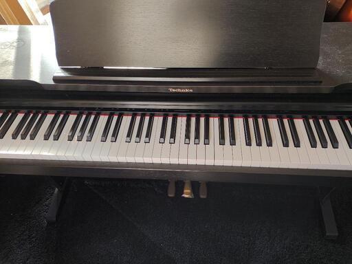 ♪多機能デジタルピアノ ♪グランド、エレピ、ハープシコード、ストリングス、録音機能等、デモ曲多数