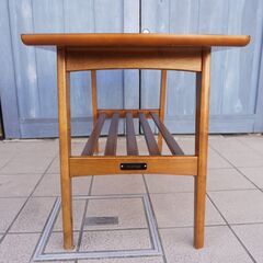 人気のkarimoku60(カリモク60) リビングテーブル(小)です。レトロで