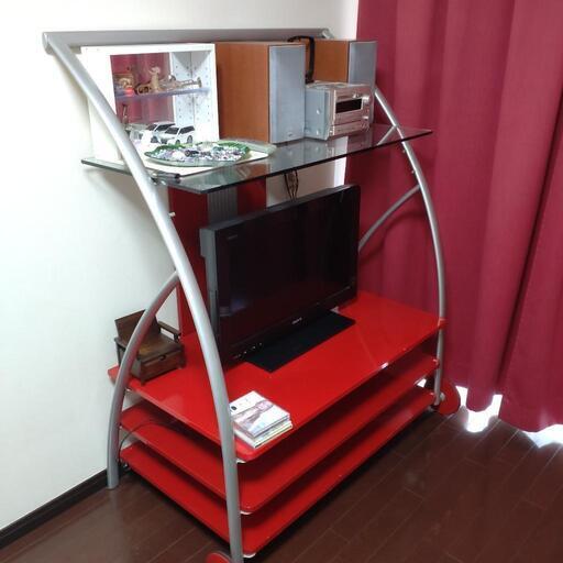 赤いテレビ台