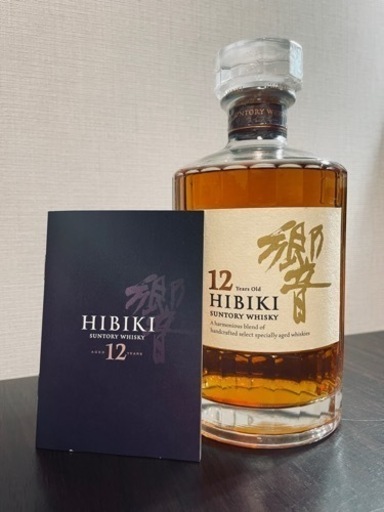 HIBIKI 12年 日本のブレンデッドウイスキー 700ml Amazon.co.jp: サントリー ブレンデッドウイスキー 響12年