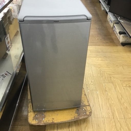 #A-33【ご来店頂ける方限定】AQUAの1ドア冷蔵庫です
