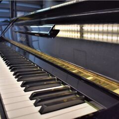 ヤマハ中古アップライトピアノ　UX（1980年製造）