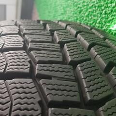 中古品★DUNLOP WINTER MAXX★冬用スタッドレスタイヤ185/60/R15★4本セット 1個口発送【8~9分溝】