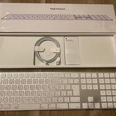 【美品】Magic Keyboard(テンキー付き 日本語)