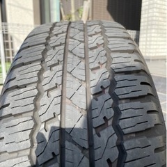 ハイラックス　プラド　ハイラックスサーフ等　265/65R17