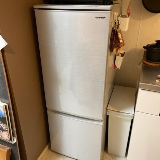 シャープ　2020年製冷蔵庫